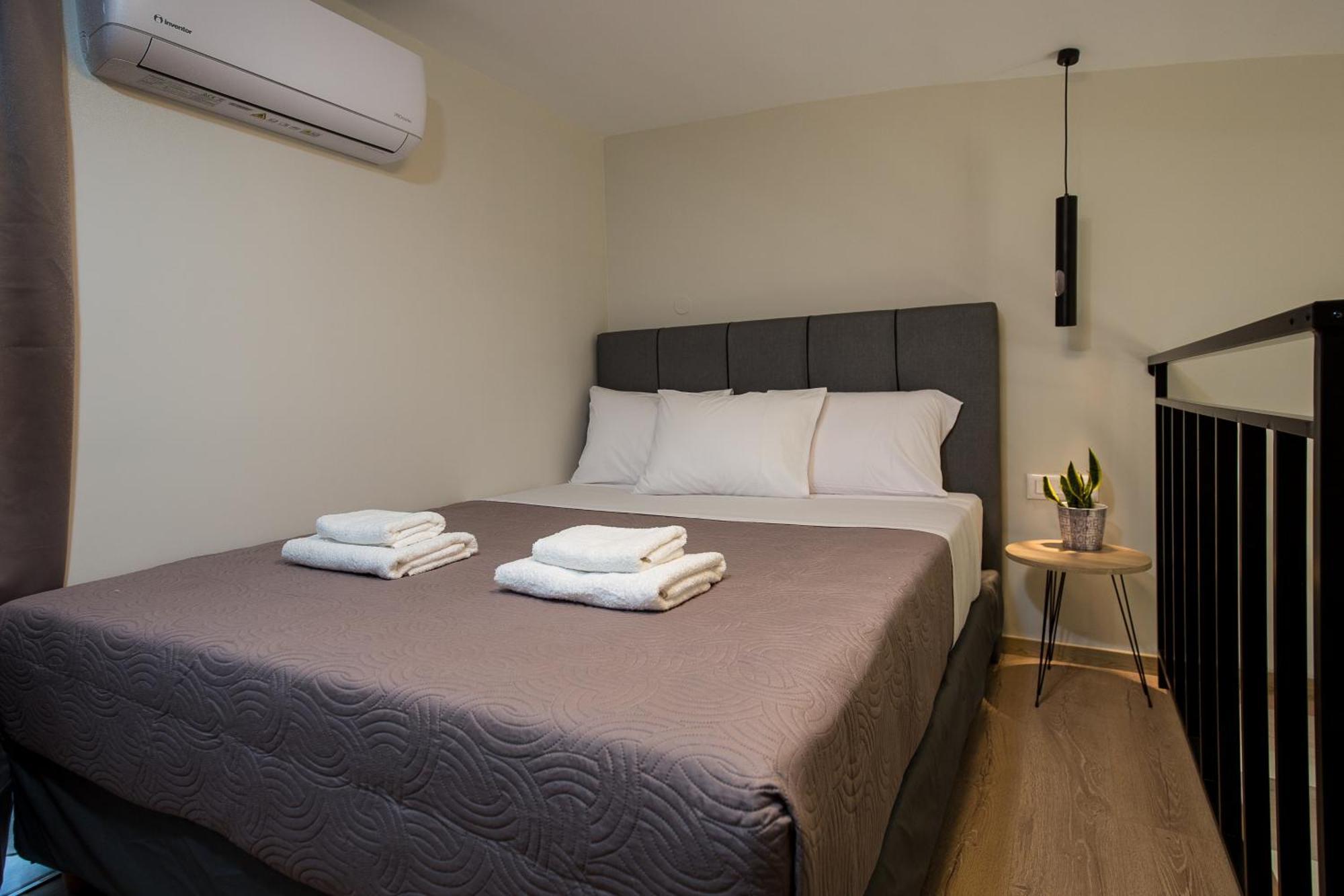Cove Elafonisi Apartments Agios Pandeleimon  Bagian luar foto